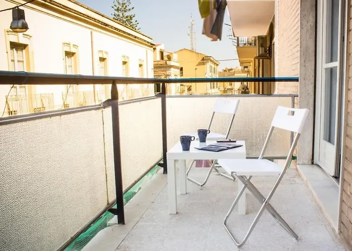 アパート Light Blue Town Center シラクーサ