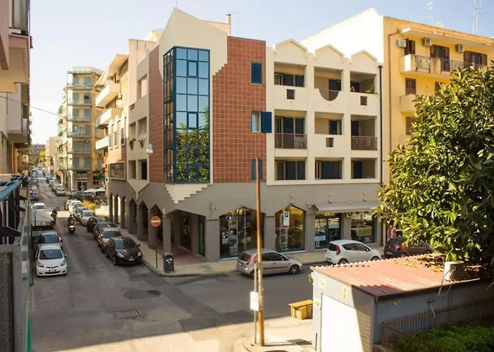 Light Blue Town Center シラクーサ